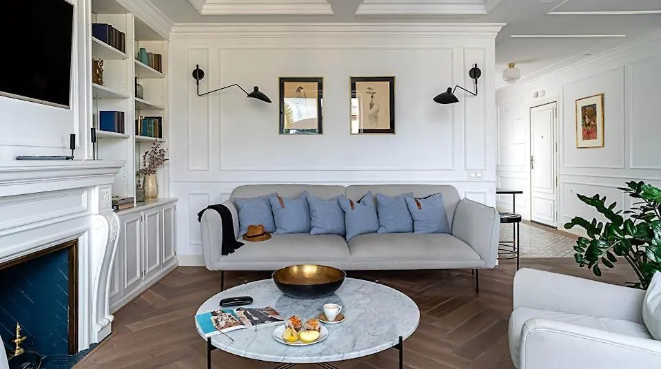 Luxury Apartment In Barcelone Spain